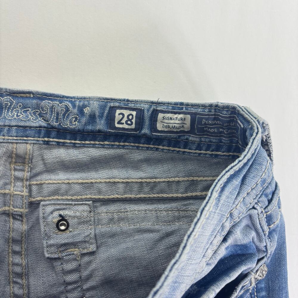 Women's Miss Me Bermuda Size 28 Embellished Pockets Signature Jeans JY5962M - Picture 6 of 8